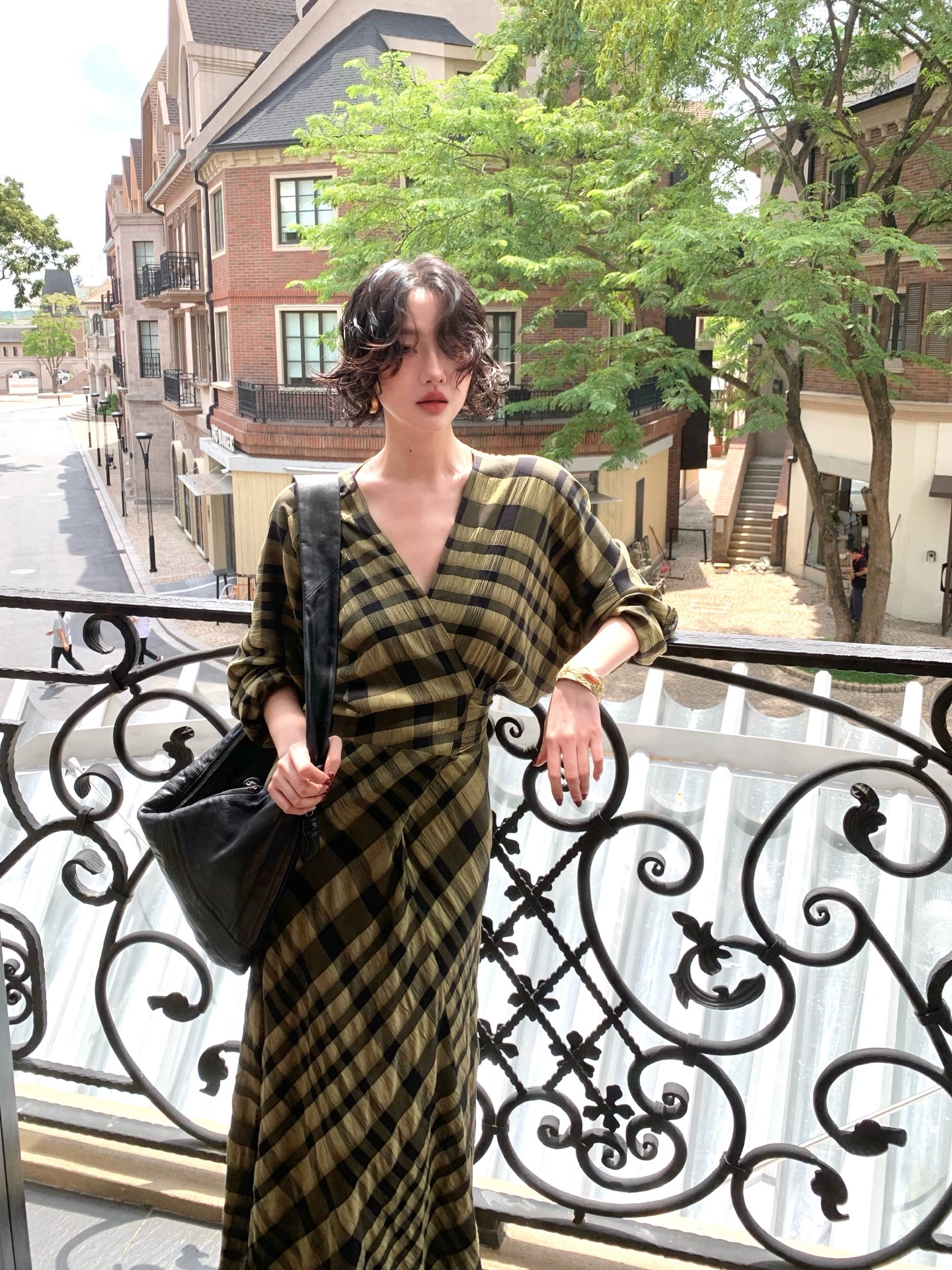 Morino Plaid Retro Dress with Inner Layer – Wine Afternoon 2025 Collection