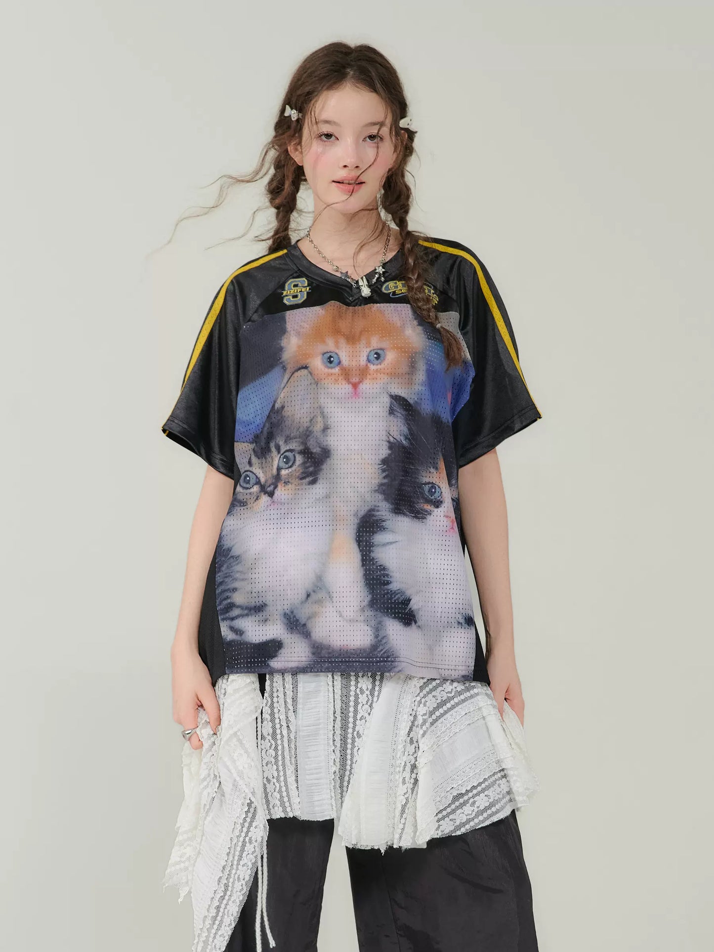 Cat Print V-neck Sports T-shirt | Loose Fit Retro Quick-Dry Design for Summer