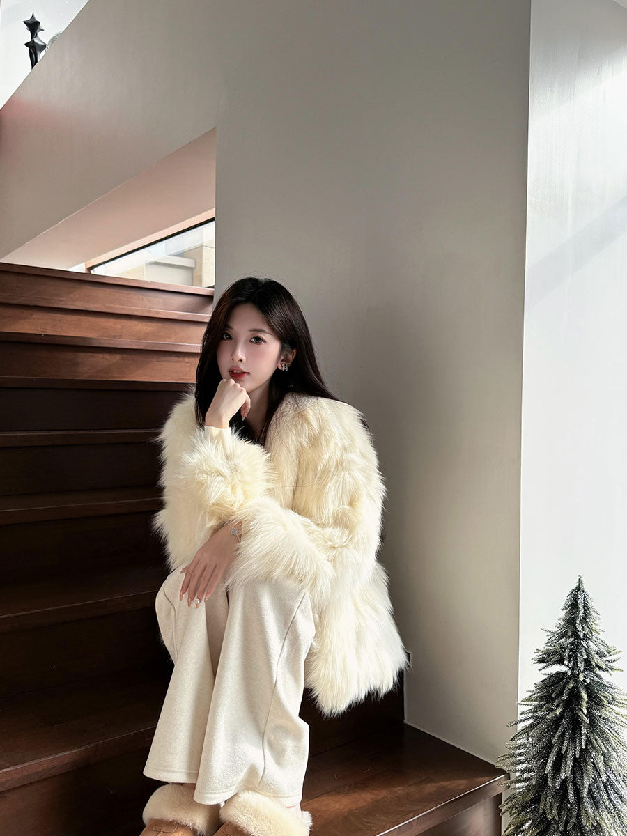 High-End Faux Fur Coat – Celebrity-Inspired Winter Fashion