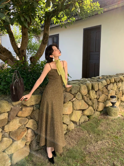 Dinner Streamer V-Neck Fishtail Suspender Dress – Sophisticated Flair