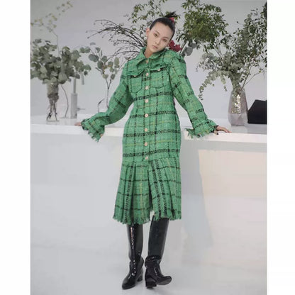 Checkered Waist Pleated Hem Coat D413