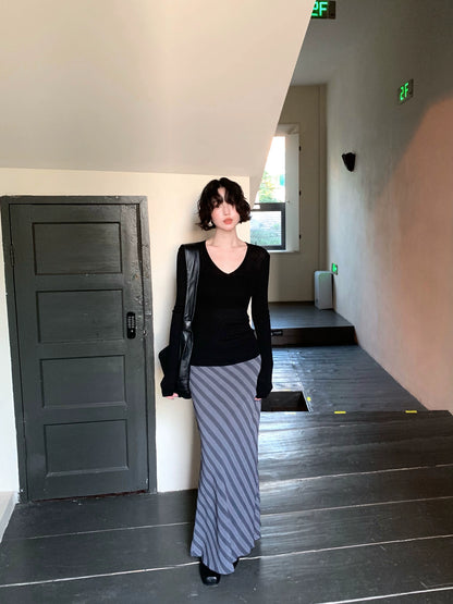 【Slanted Stripe】Hong Kong Style Retro 2025 Autumn New Style Slim Fit High Waist Long Skirt