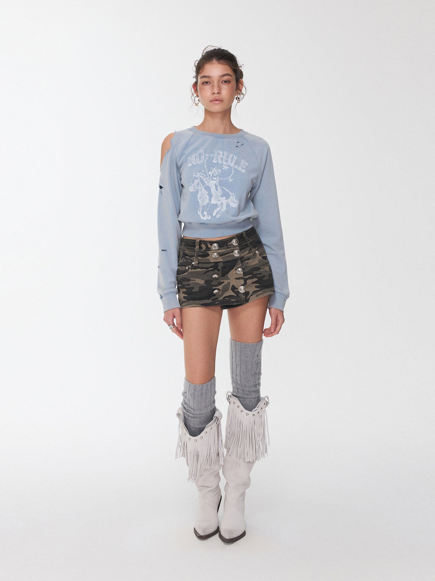 Knight Cat Graphic Sweatshirt