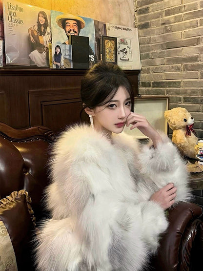 Toka Cross Fox Fur Coat – Trendy Gradient Short Celebrity Fur Jacket