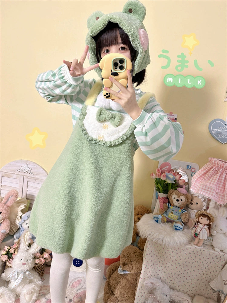 Tian Qu Quack Plush Bud Strap Skirt + Striped Undershirt