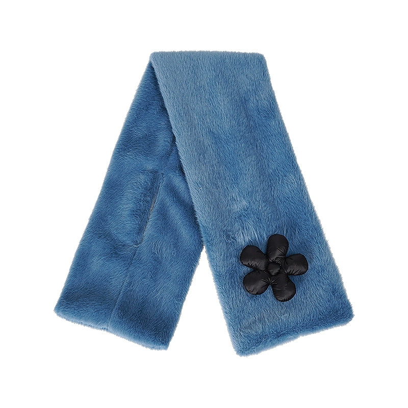 Plush Warm Scarf - Flower Design