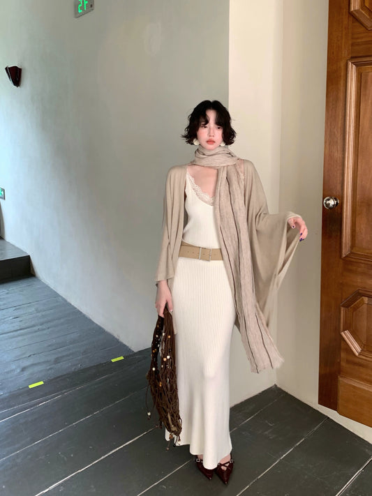 Slim-Fit High-Waisted Knit Midi Skirt – Hong Kong Retro Autumn Essential