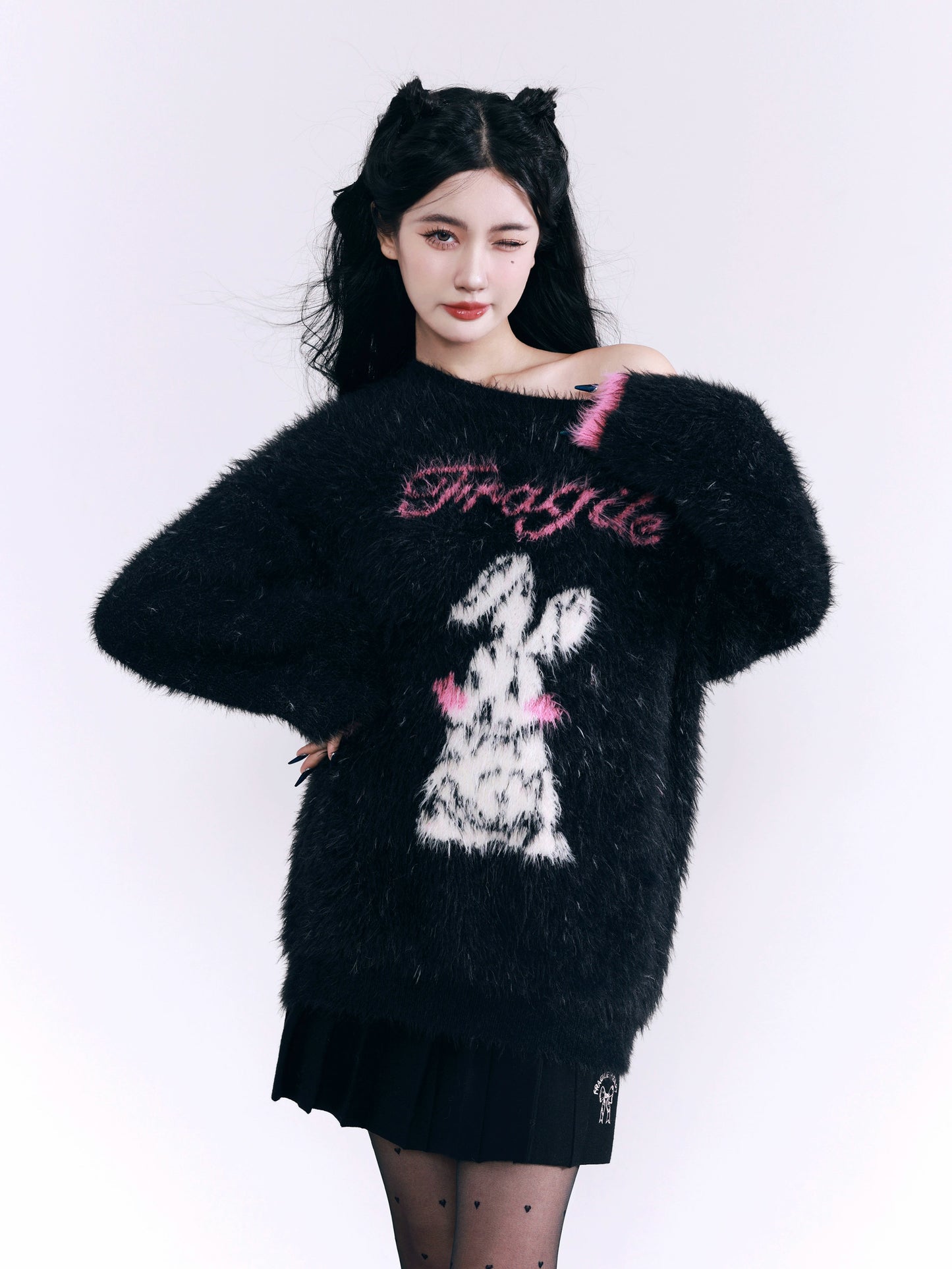 Soft Black Powder Rabbit Thickened Sweater