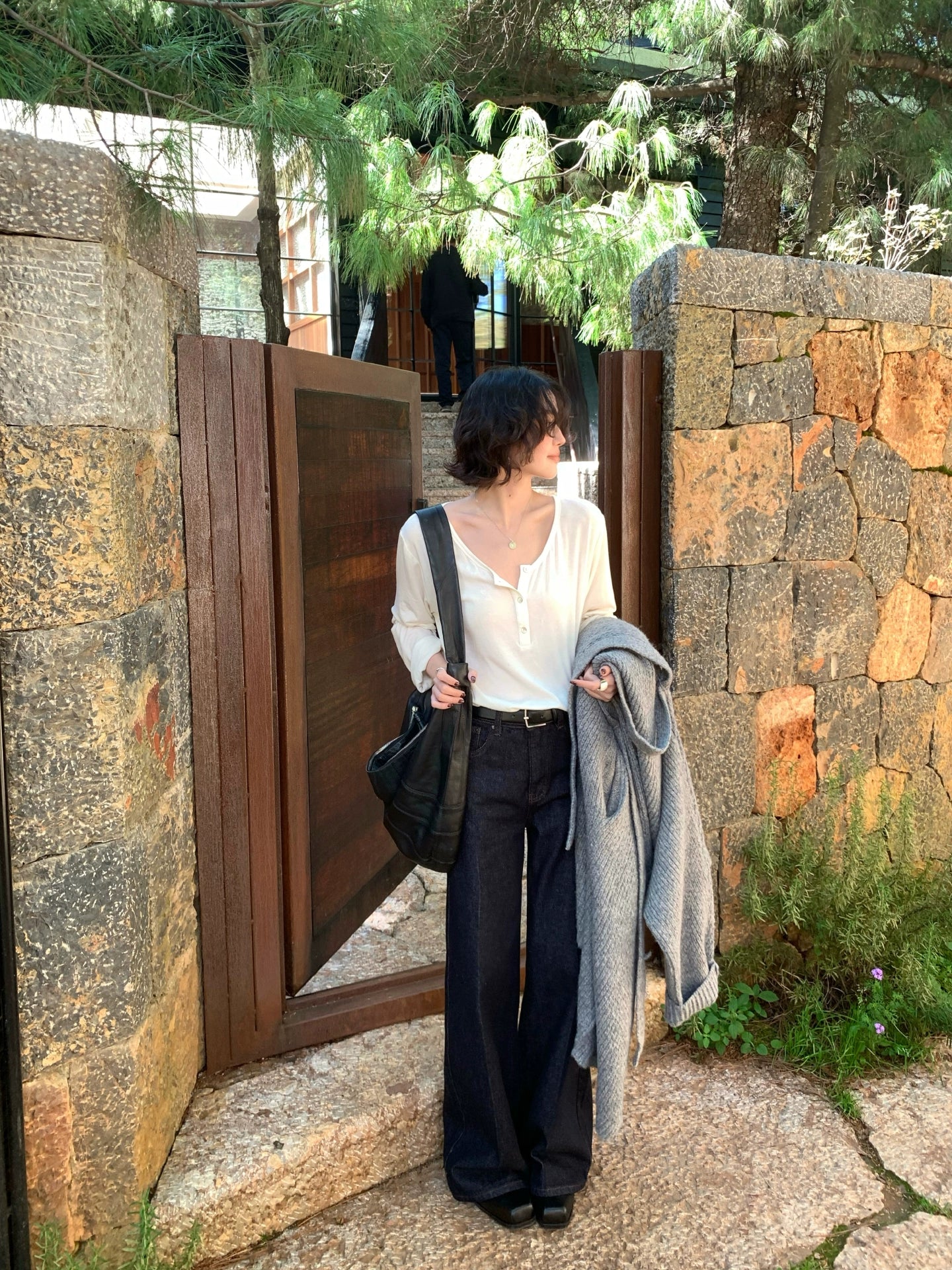 High-Waisted Loose Wide-Leg Jeans – Wine Noon Retro Fall/Winter 2025