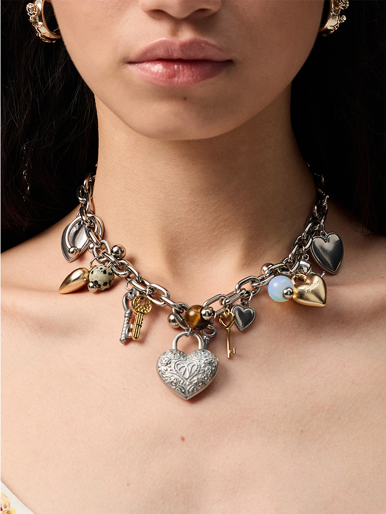 Delicate Three-Dimensional Natural Tiger's Eye Spotted Stone Metal Heart Choker Necklace