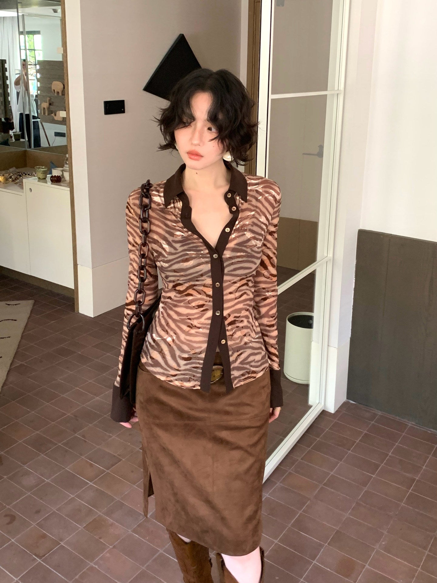 Beast Print Zebra Slim-Waist Shirt – Hong Kong Retro Autumn Bold Look