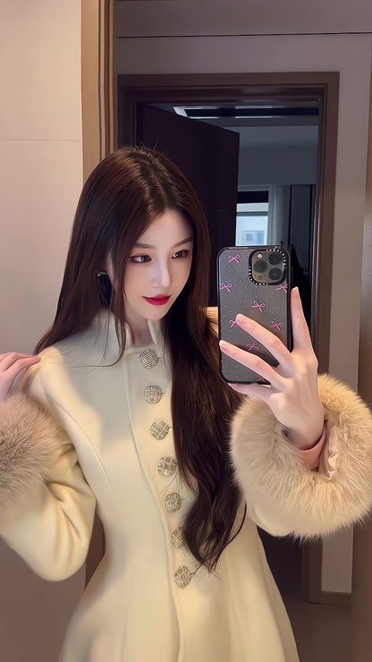 Gold-Tone Cashmere Coat – Fox Fur-Trimmed Elegant Tweed Jacket