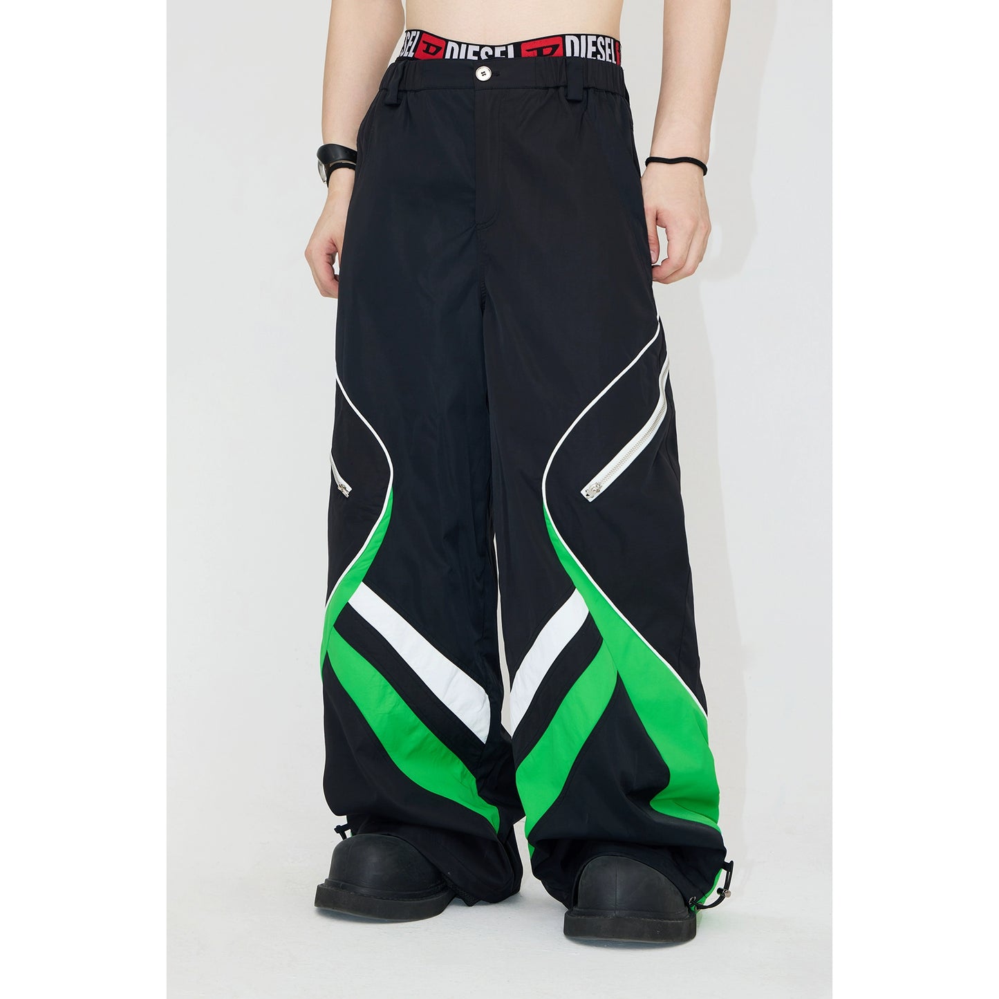 Contrasting Casual - Sports Set with Wide Leg Pants