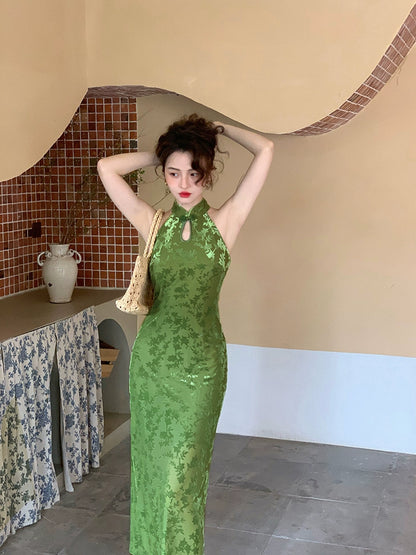 Summer Qipao: French Vintage Green Elegance