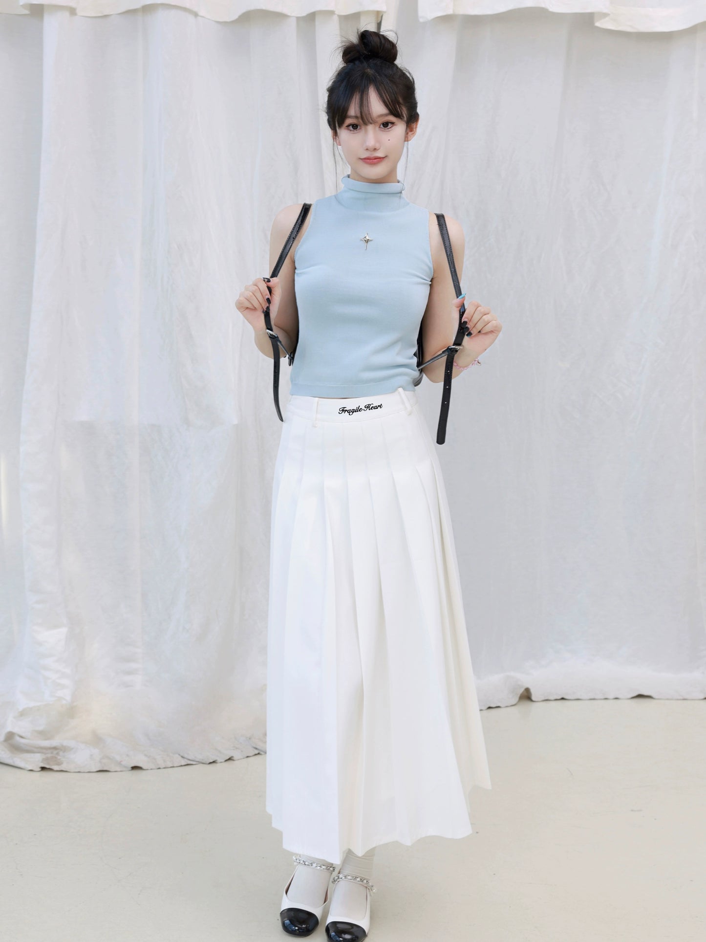 Original Embroidery 4-Color Pleated A-Line Skirt