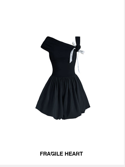 French Banquet Knitted Oblique Shoulder Skirt