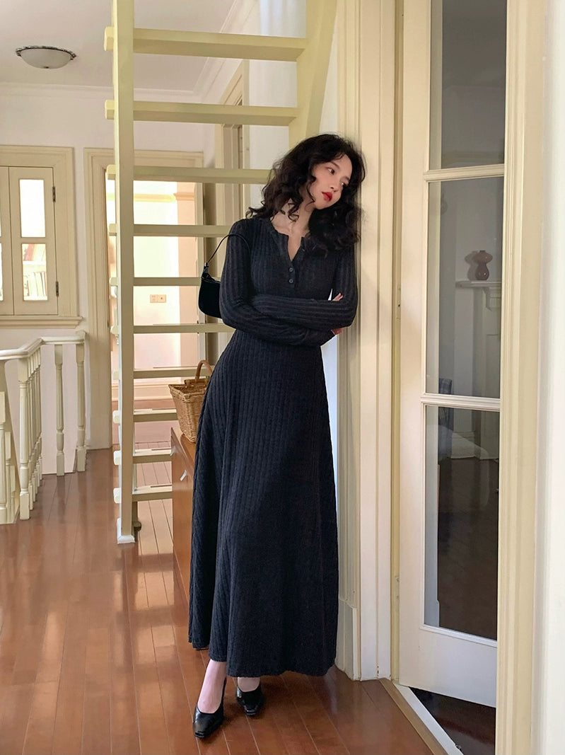 Velvet V-Neck Knit Mid-Length Dress – Korean Retro Winter Elegance