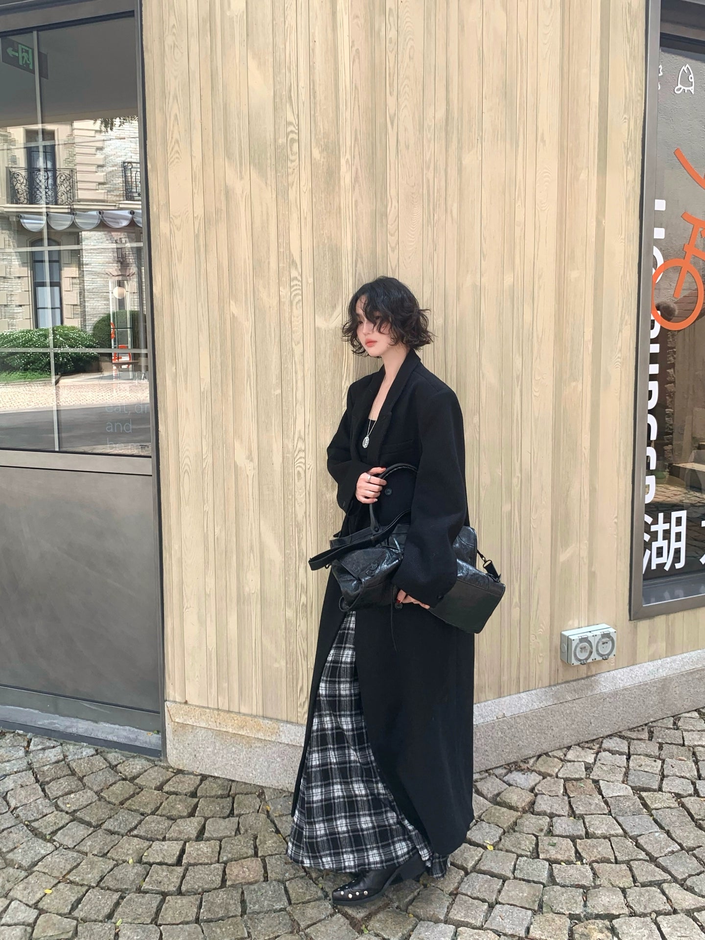 Black Wool-Blend Jacket – Minimal Hong Kong Retro Fall/Winter Style