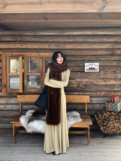 2025 Hong Kong Style Retro Winter Thickened Long Fur Eco-friendly Scarf
