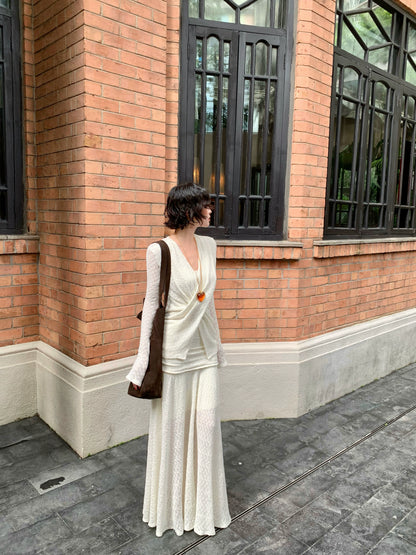 French Retro Lace Cross-Neck Top & High-Waisted Skirt Set – Autumn Style