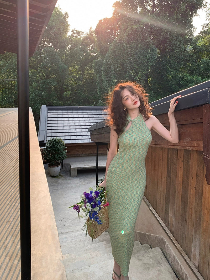 Home Made Green Cheong Dress -Knit material with an elegant and elegant  design  Serendute