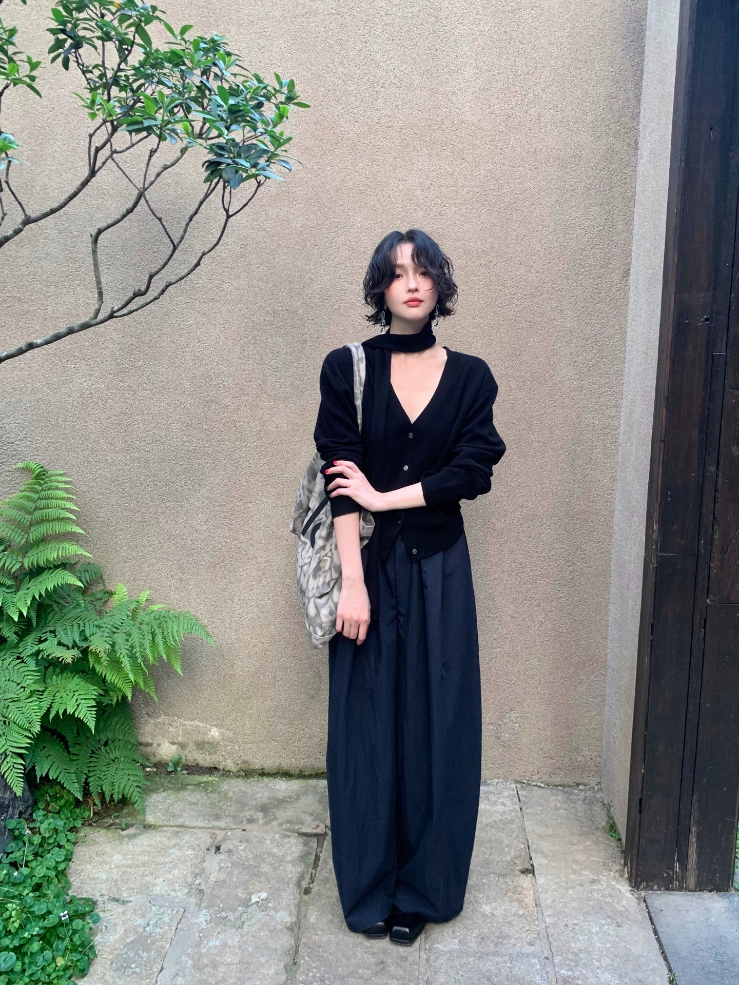 Shufeng Relaxed Wide-Leg Trousers – Hong Kong Retro Autumn Elegance