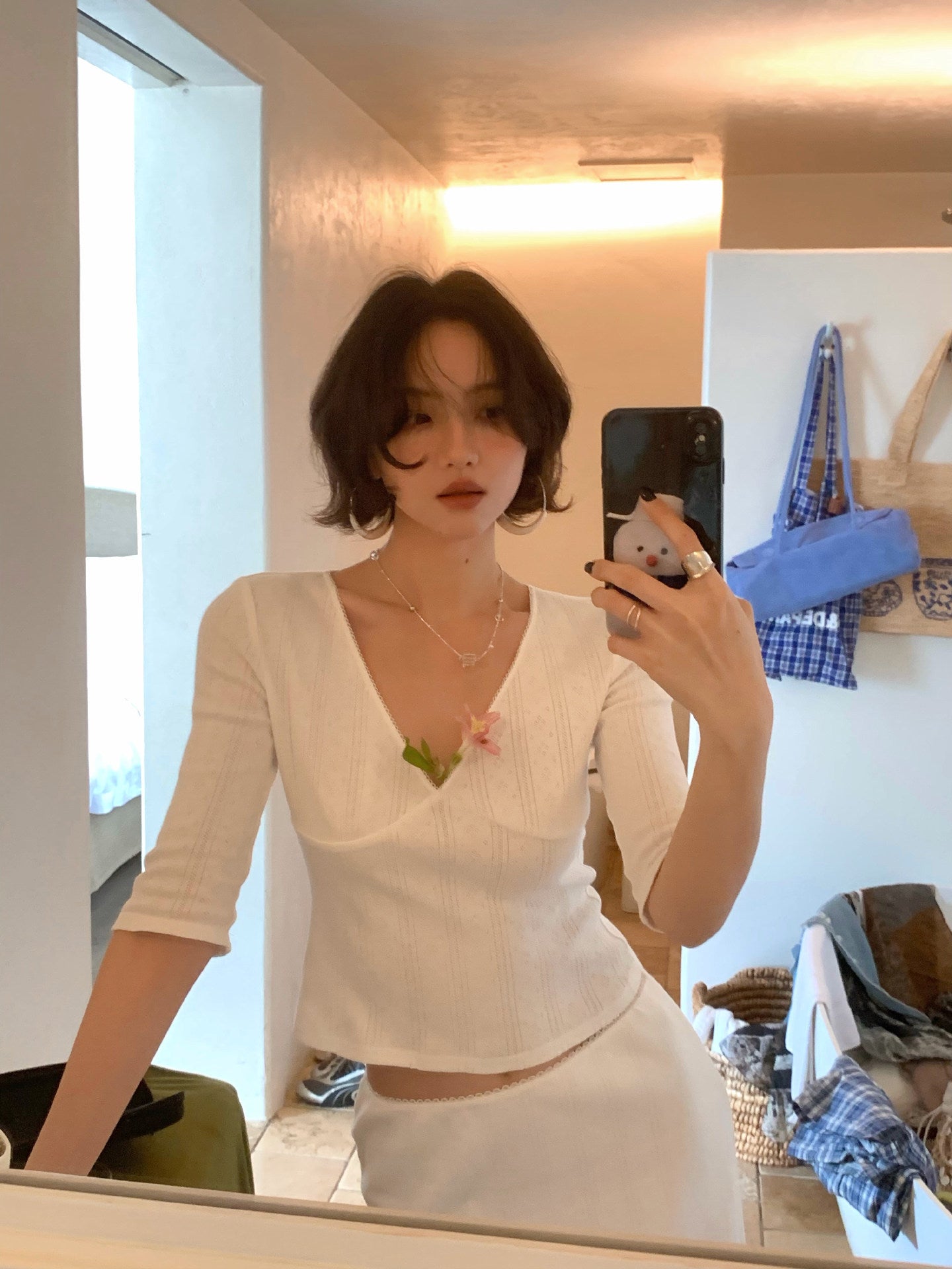Xiao Chun Hui Cotton V-Neck Cropped Tee