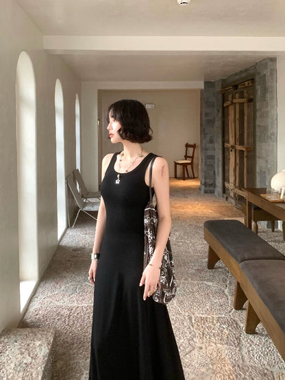 French Vintage Sleeveless Sundress – Belted Slim Fit Maxi