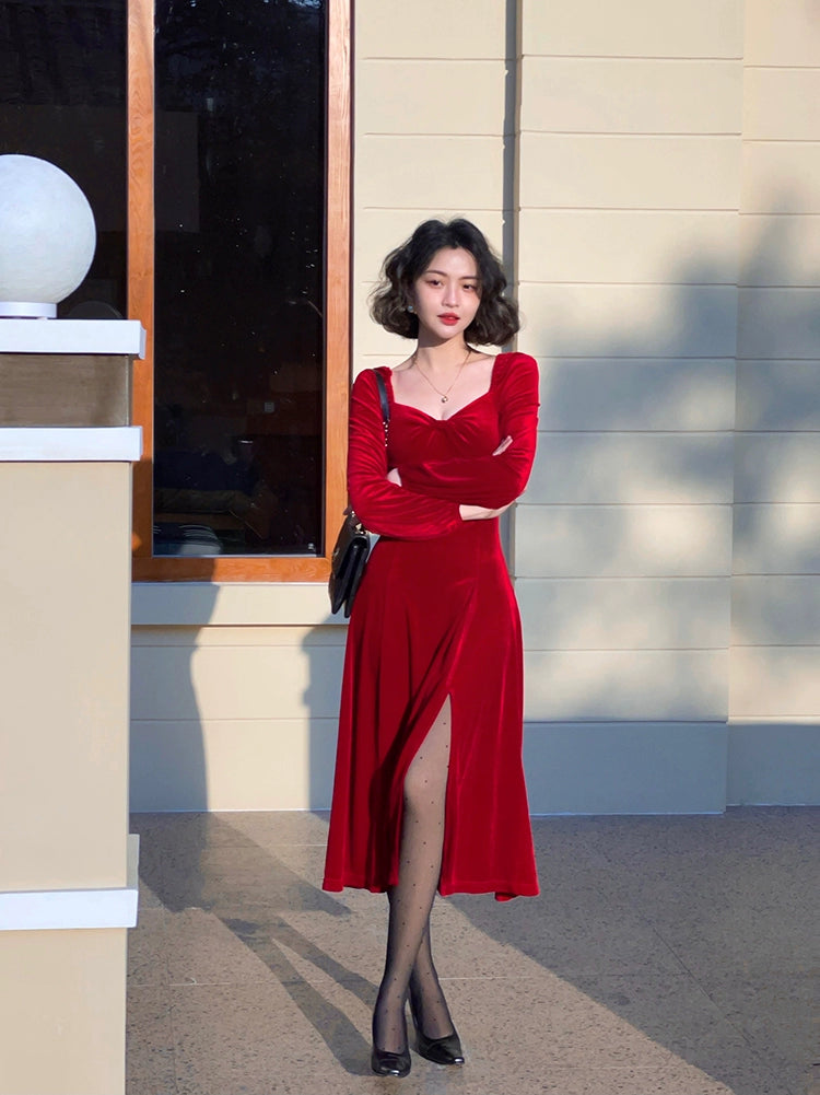 Square-Neck Velvet Long Sleeve Slit Dress – French Retro Winter Style
