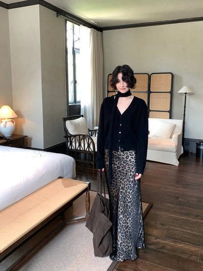 Soft Wool Knit Cardigan with Neck Strap – Hong Kong Retro Autumn Cropped Style