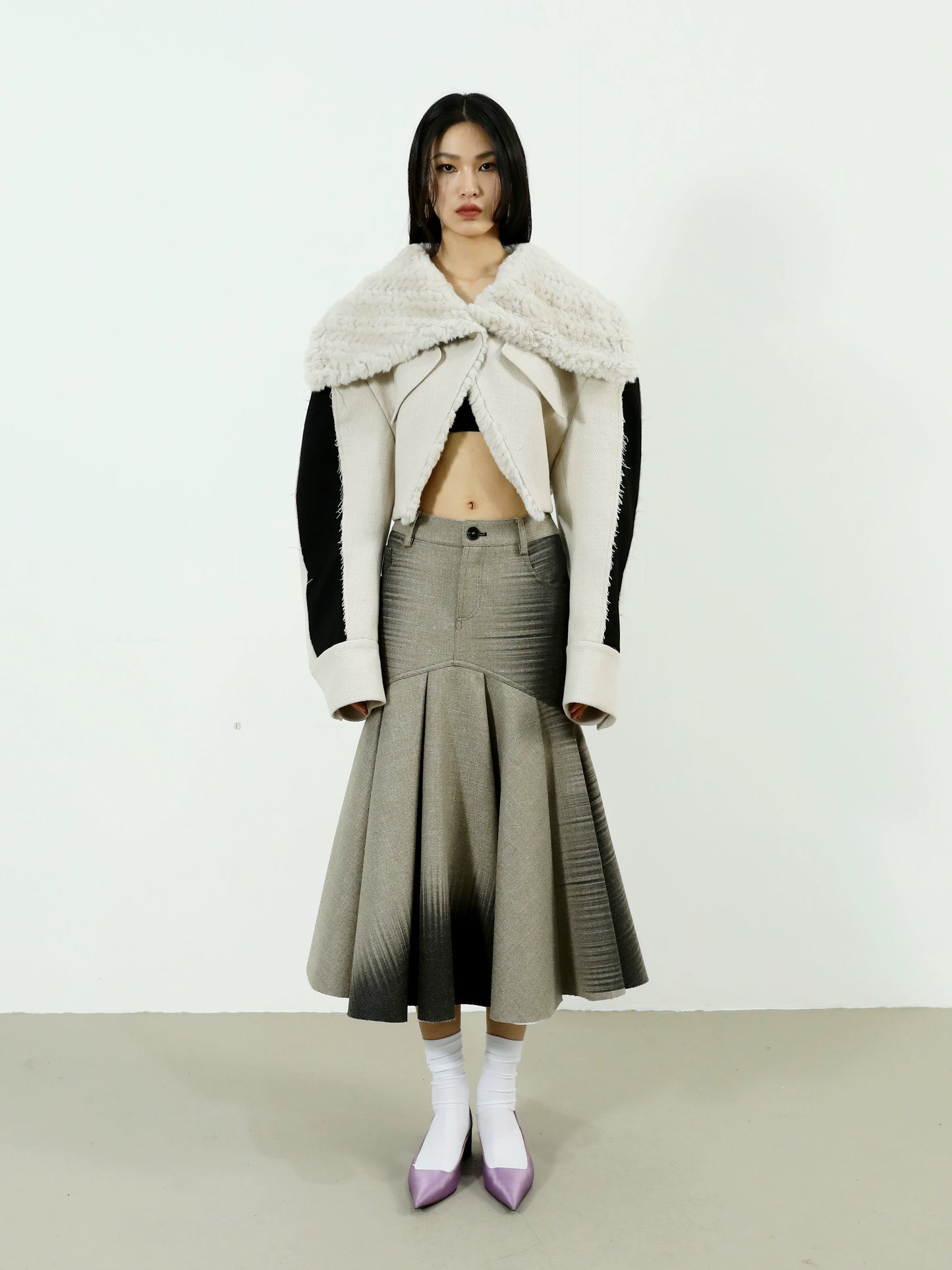 Dark Beam Gradient Printed Woolen Skirt