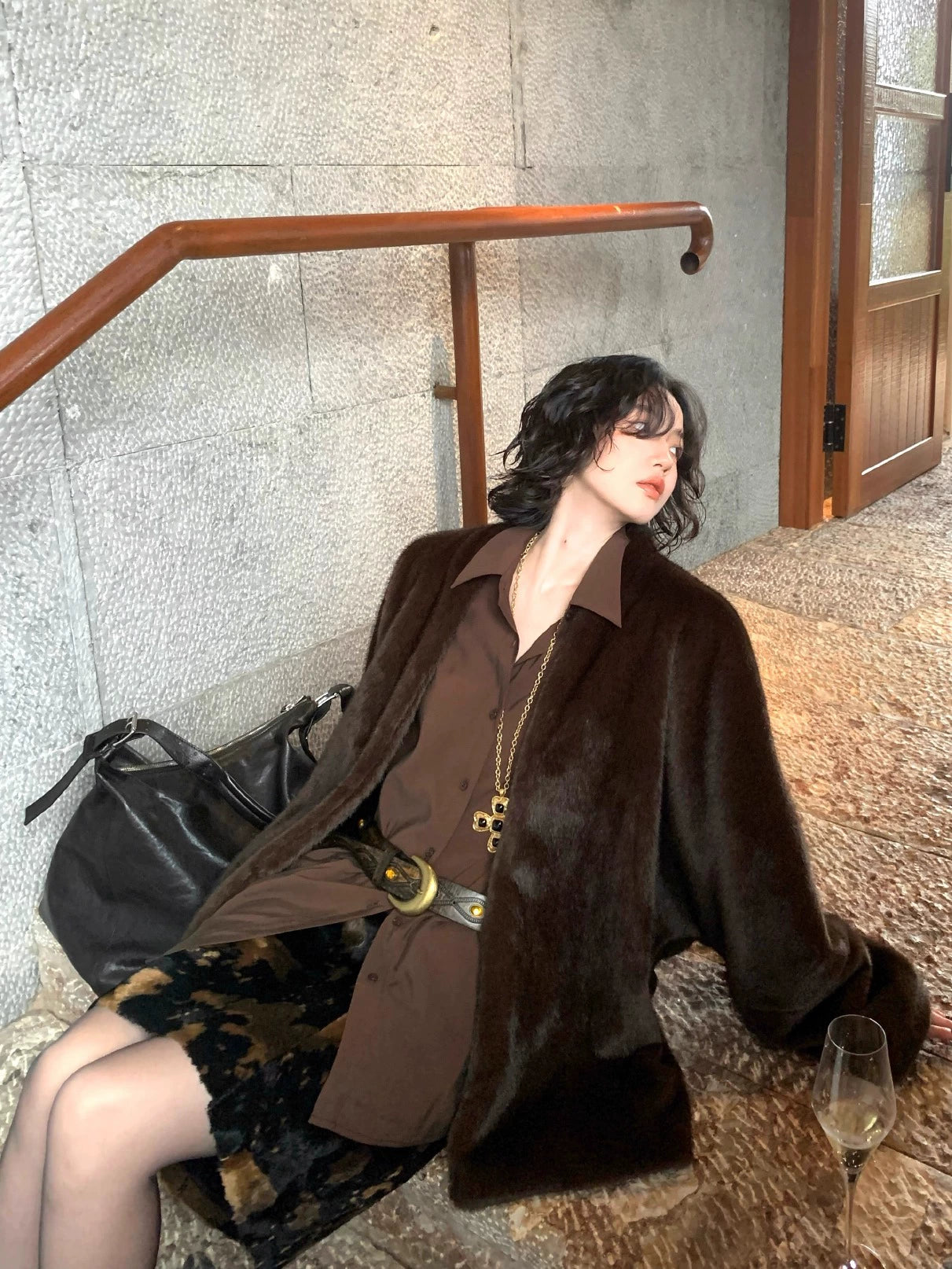 Black Gold Party Eco-Fur Jacket – Hong Kong Retro Autumn/Winter Luxe