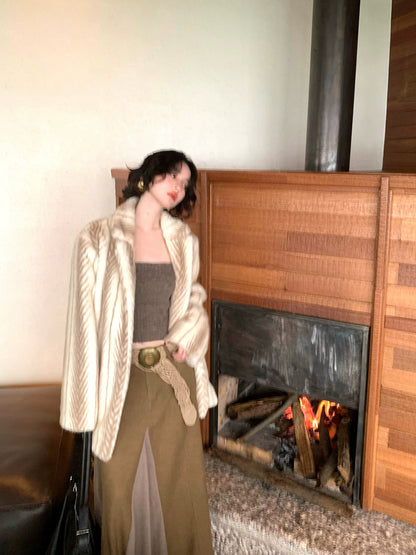 Oil Painting Gardenia Eco-Fur Jacket – Hong Kong Retro Fall/Winter 2025