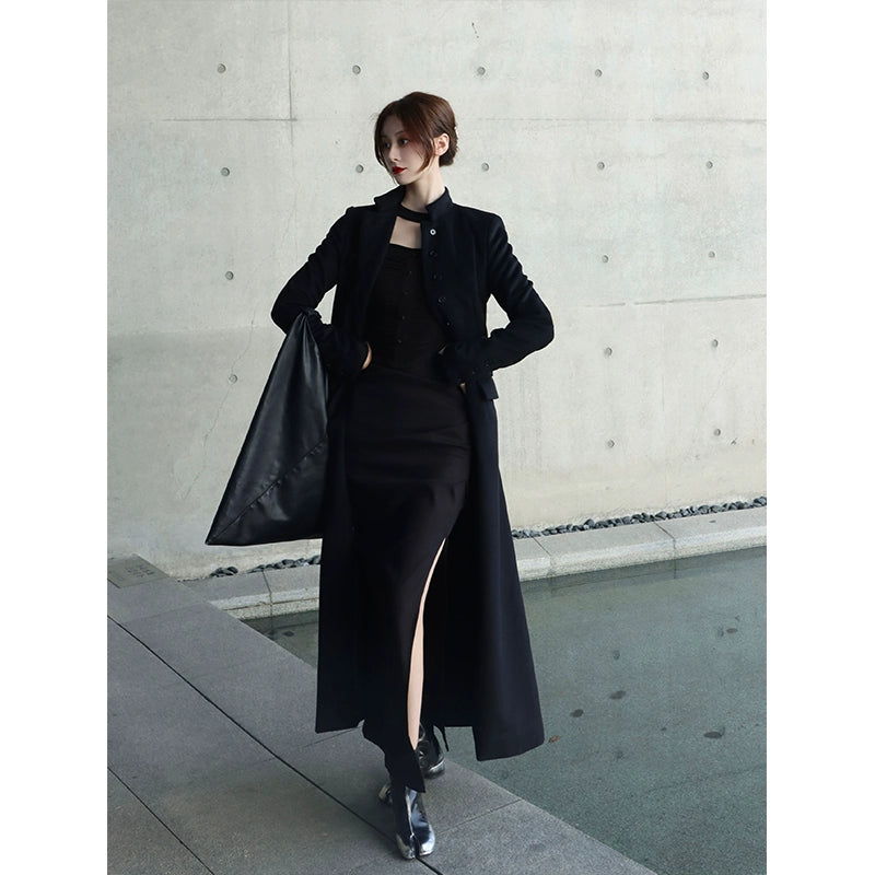 Winter Wool Coat: Warm & Elegant