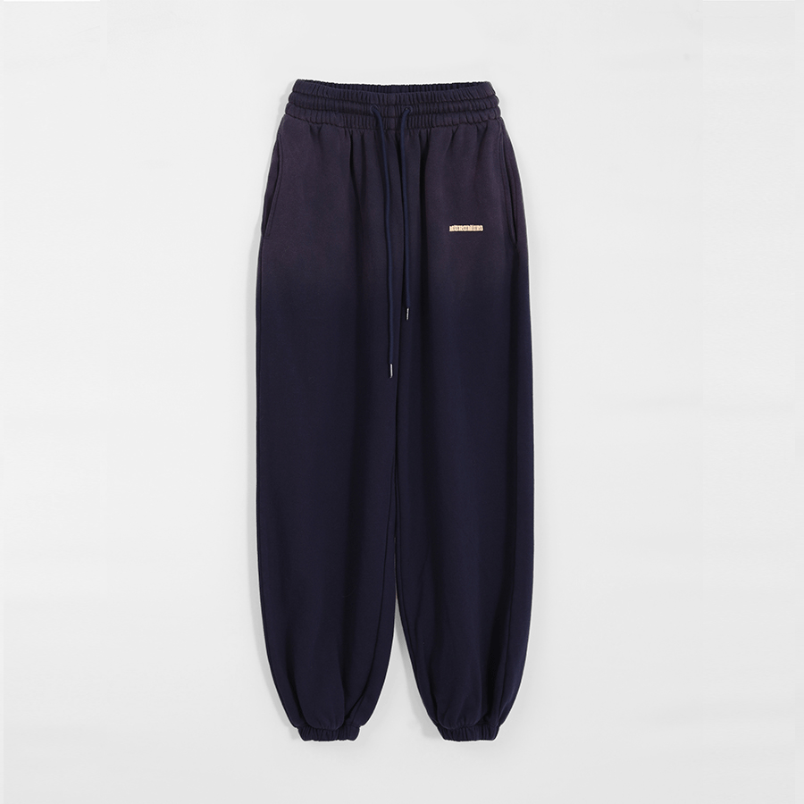 Pantaloni regolabili in denim ricamato con toppa
