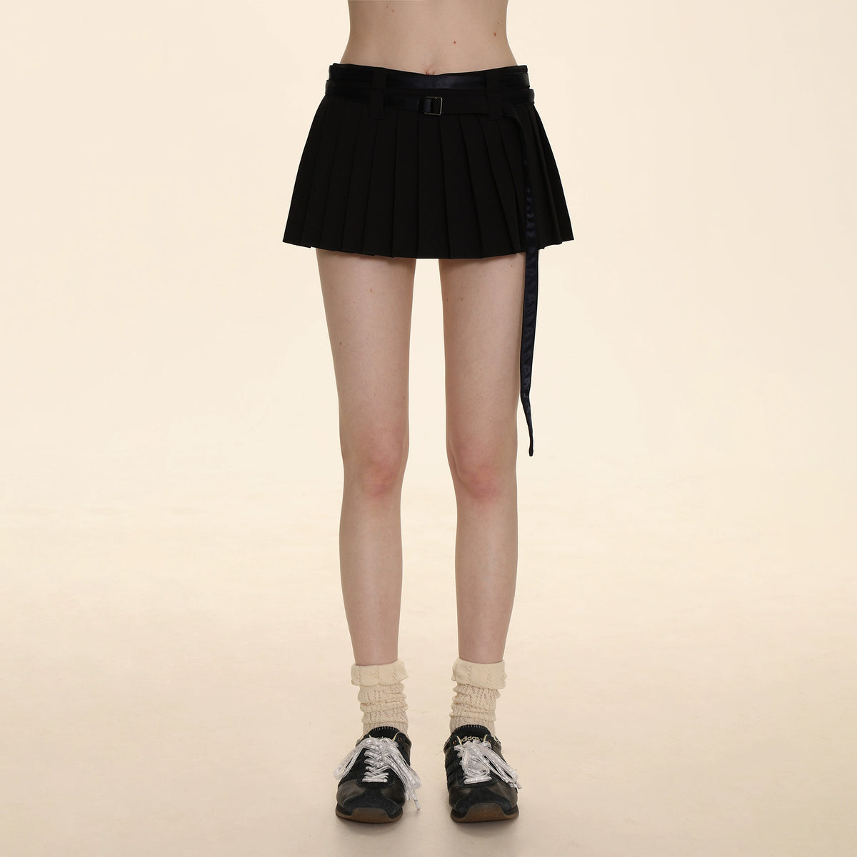 Lace Pleated Short A-Line Skirt