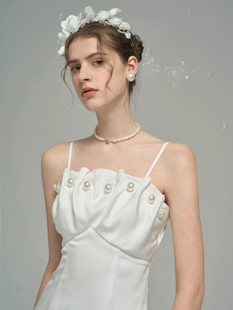 Robe au clair de lune blanche perle