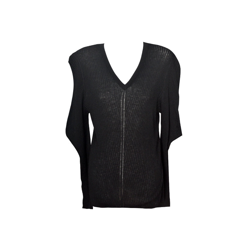 Top en tricot noir en V