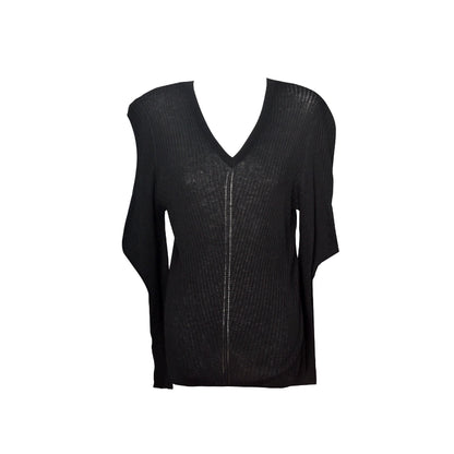 Top en tricot noir en V