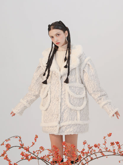 Milk Rabbit Jacquard Coat - Fur Accented Retro