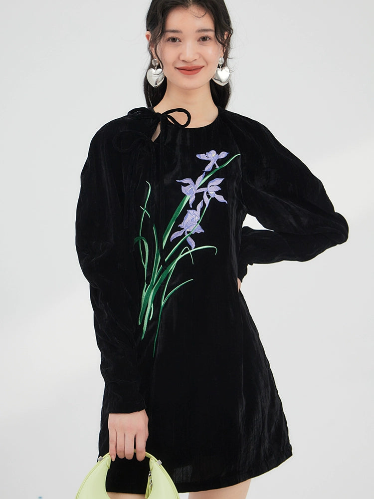 중국 자수 벨벳 가을 드레스