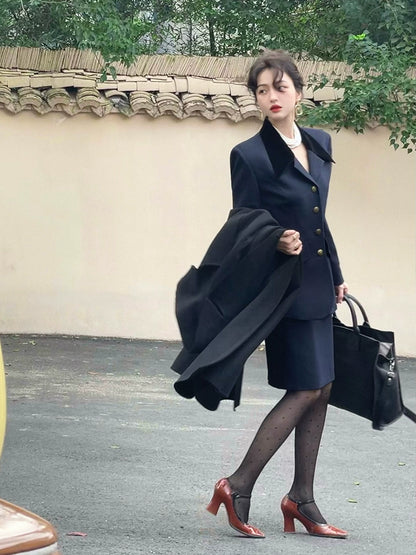 Vintage Hong Kong Style Suit: Spring Elegance