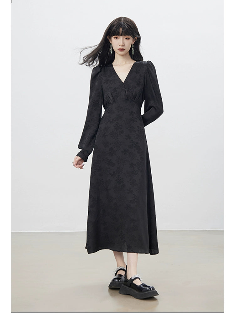 Robe à col en V chinois automne