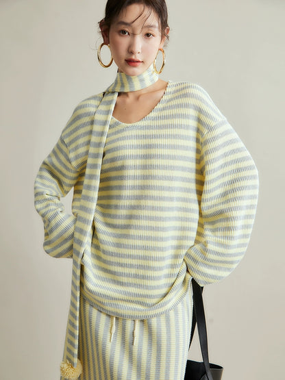 Contrast Stripe Scarf T-shirt Skirt Set