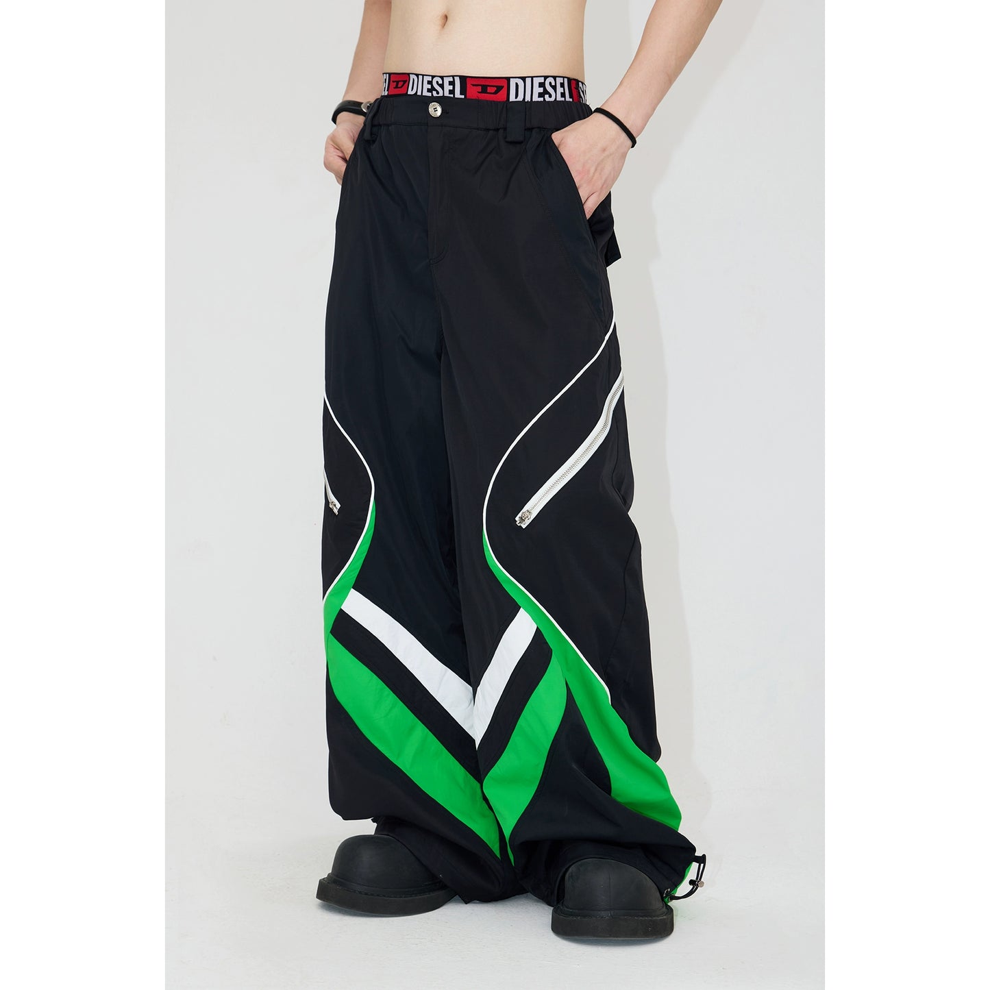 Contrasting Casual - Sports Set with Wide Leg Pants