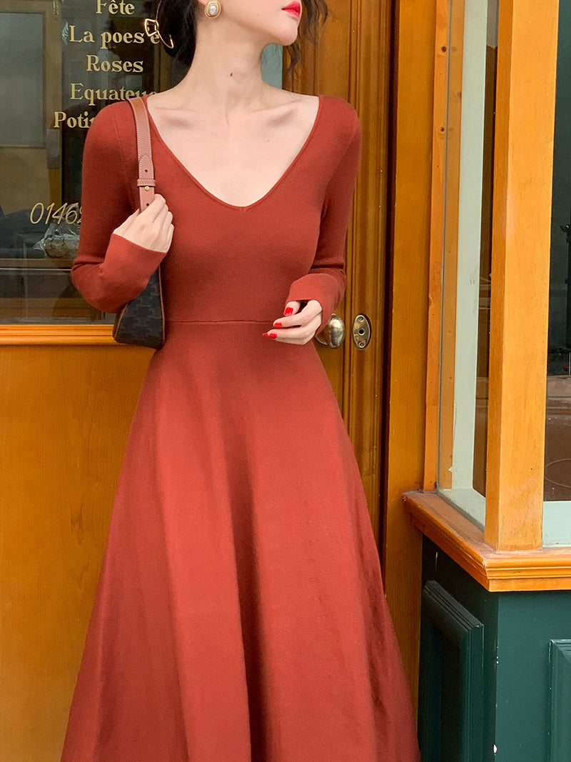 Retro V-Neck Knit Dress