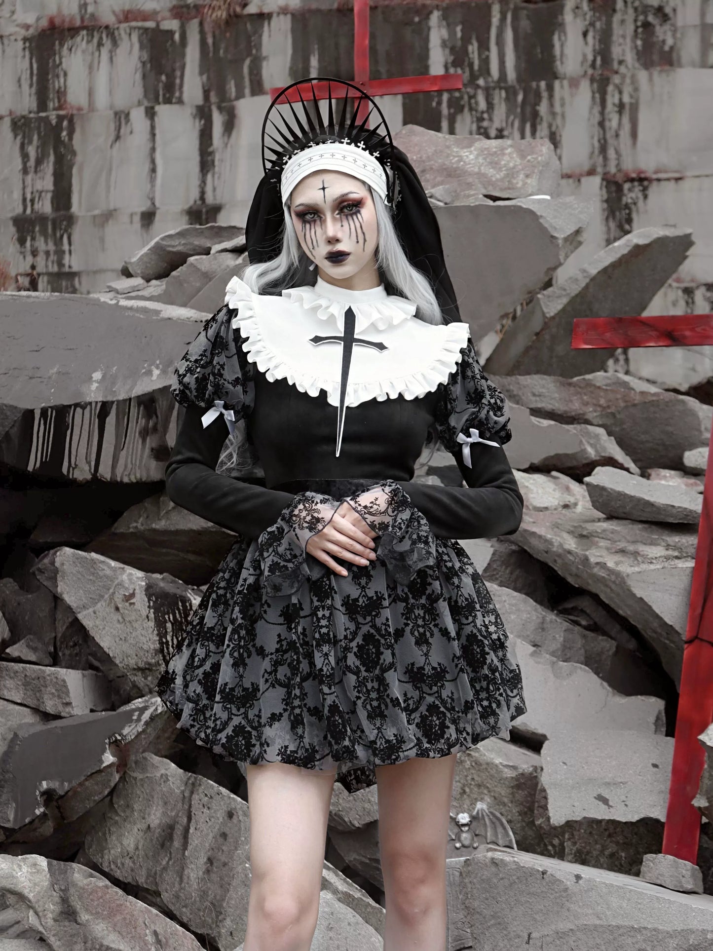 Gothic Dark Mesh Bubble Sleeve Dress
