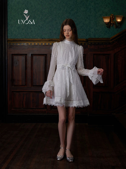 White Starry Waist Court-Style Long Sleeve Dress with Wide Skirt Hem