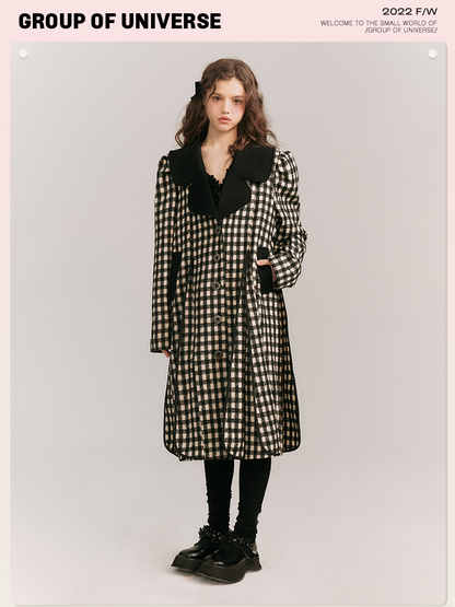 Artsy Winter - Black & White Plaid Overcoat