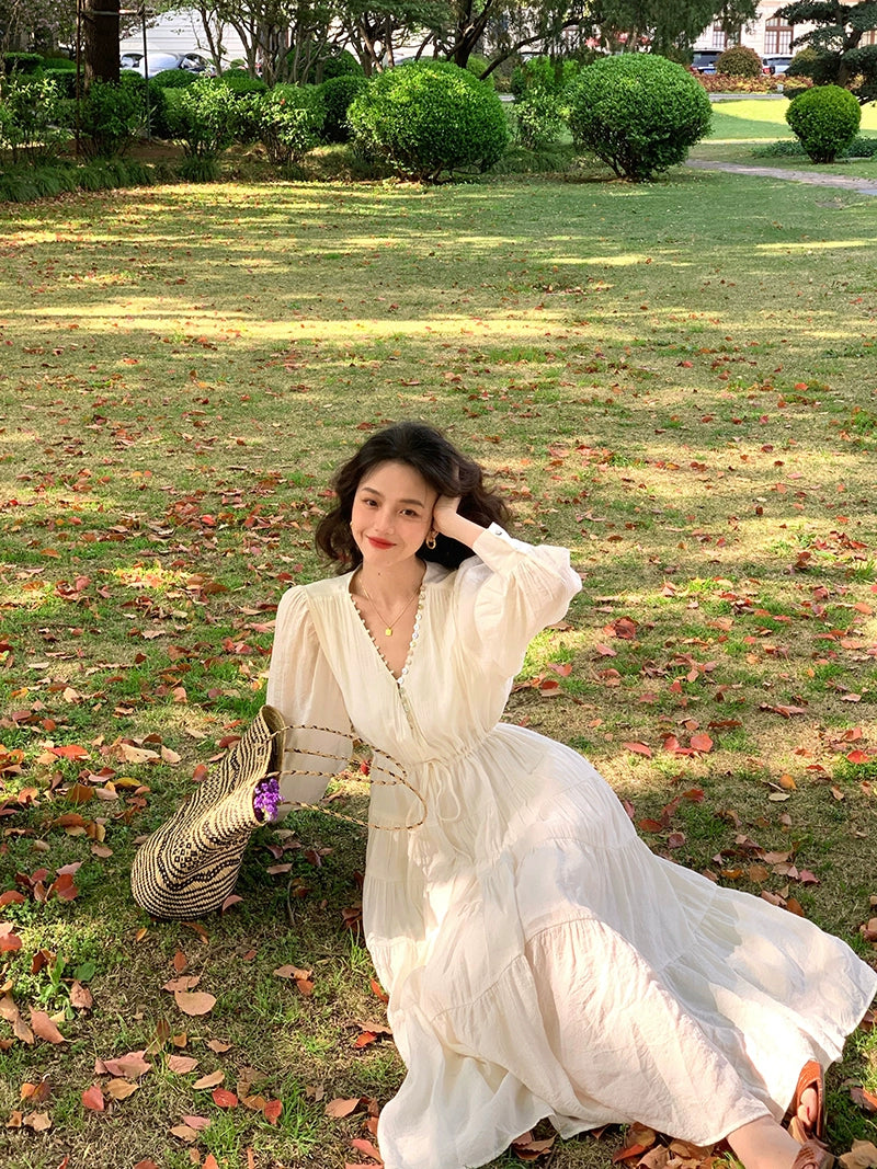 French Elegance: White Bubble Sleeve Dress